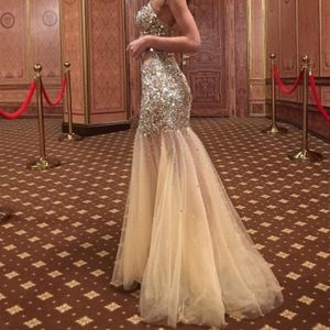 DAVID BRIDAL PROM DRESS